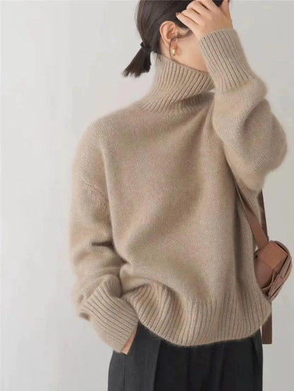Lin Luxurious Turtleneck Sweater